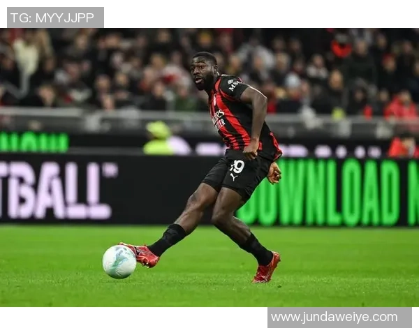 意甲激战波尔图险胜AC米兰神扑引发争议判罚全场沸腾