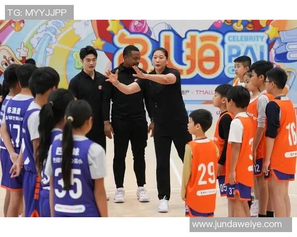 姚明带领中国篮球队赴釜山挑战亚洲强队展现体育精神与友谊之旅