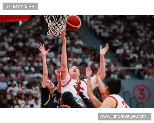 姚明如何凭借超高篮板能力改变篮球比赛的格局与发展