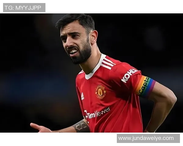 欧联杯曼联与波尔图激战成平局绝杀瞬间引发全场热烈反响分析