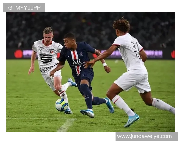 德甲精彩对决巴黎圣日耳曼逆转多特蒙德神扑瞬间引发全场欢呼