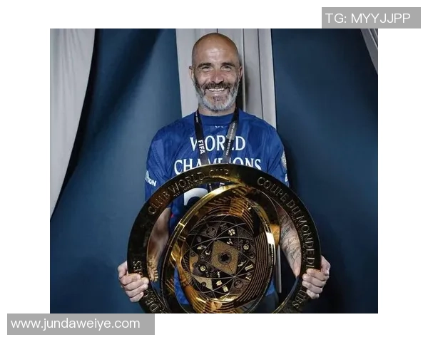 切尔西在国王杯激战中以4-3逆转那不勒斯补时进球引发争议与全场狂欢 切尔西在国王杯激战中以4-3逆转那不勒斯补时进球引发争议与全场狂欢