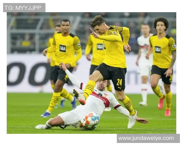 欧联杯曼联大胜多特蒙德补时绝杀引发全场狂欢与转会传闻热议 欧联杯曼联大胜多特蒙德补时绝杀引发全场狂欢与转会传闻热议